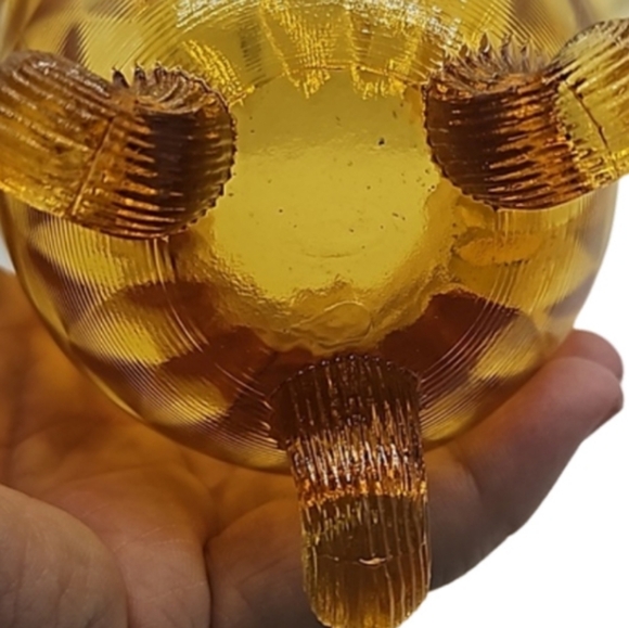 🏺FENTON vintage amber diamond optic threaded footed glass vase - Picture 2 of 10